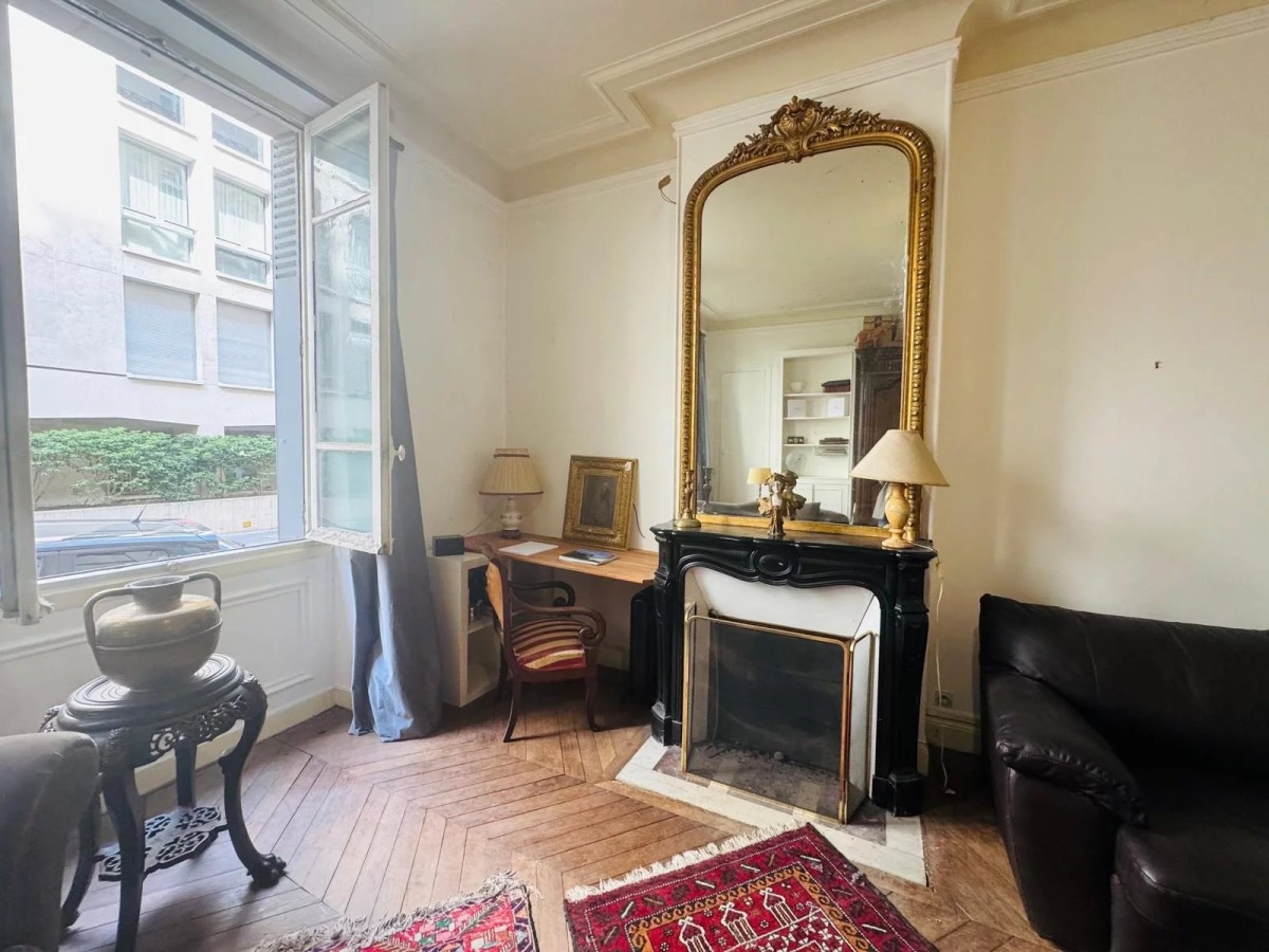 Apartment Paris 7ème